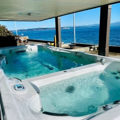 Beachfront Access I Pool & Hot Tub I Sleeps 10