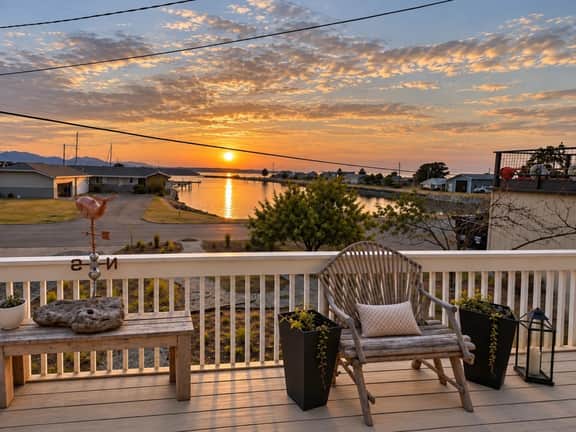 Sunset Cottage in Lagoon Point - Image 4